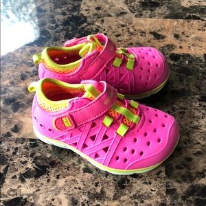 Stride Rite Made2Play